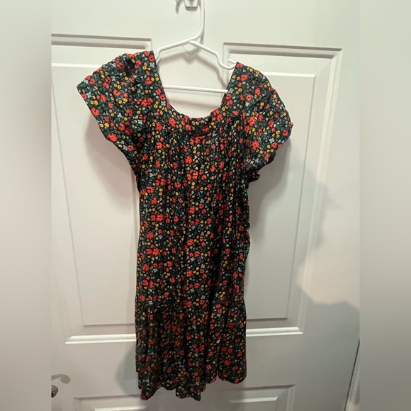 Size 6 girls short sleeve dresses - Picture 3 of 4